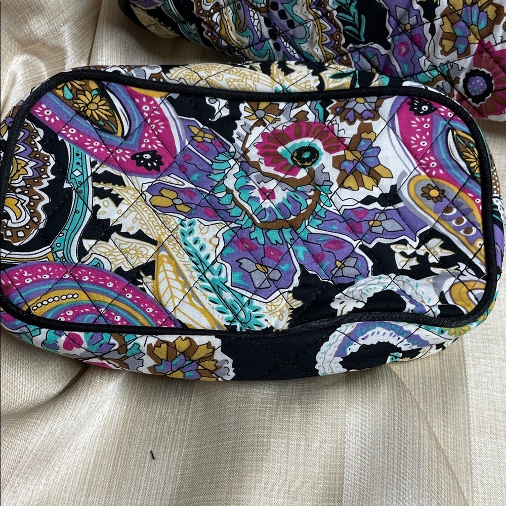 Three Piece Vibrant Floral Cosmetic Bag Set NWT - Picture 3 of 9